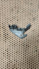 Запчасть кронштейн задний правый Mercedes-Benz C-Class