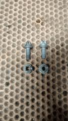 Запчасть болты Mercedes-Benz C-Class