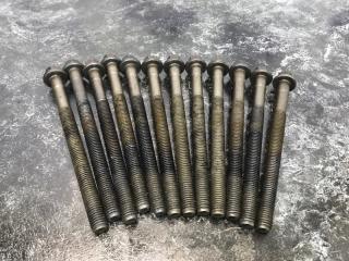 Фото запчасти болт головки блока цилиндров Volvo V70 контрактная запчасть Запчасть болт головки блока цилиндров Volvo V70