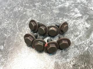 Фото запчасти болт маховика (комплект) Subaru Impreza контрактная запчасть Запчасть болт маховика (комплект) Subaru Impreza