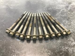 Фото запчасти болт головки блока цилиндров (комплект) Volvo S80 Б/У запчасть Запчасть болт головки блока цилиндров (комплект) Volvo S80