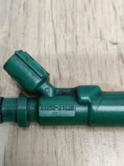 Форсунка топливная Corolla NZE121 1NZFE