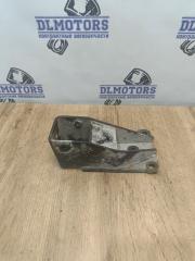 Фото запчасти кронштейн Suzuki Carry Truck Б/У запчасть Запчасть кронштейн Suzuki Carry Truck