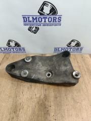 Фото запчасти кронштейн генератора Chrysler 300M Б/У запчасть Запчасть кронштейн генератора Chrysler 300M