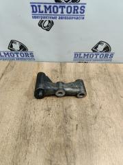 Запчасть кронштейн компрессора кондиционера Cadillac CTS