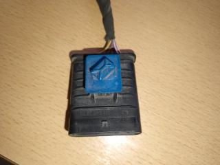 Фото запчасти разъем переднего парктроника Mercedes-Benz GLE 2015-2019 Б/У запчасть Запчасть разъем переднего парктроника Mercedes-Benz GLE 2015-2019