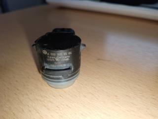 Фото запчасти датчик парковки Mercedes-Benz GLE 2015-2019 Б/У запчасть Запчасть датчик парковки Mercedes-Benz GLE 2015-2019