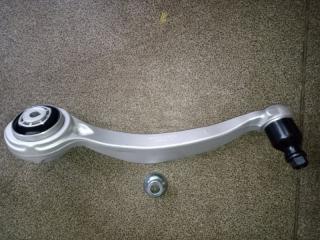 Фото запчасти рычаг подвески поперечный перед.ниж. правый Mercedes-Benz C-CLASS 2013-2020 новая запчасть Запчасть рычаг подвески поперечный перед.ниж. правый Mercedes-Benz C-CLASS 2013-2020