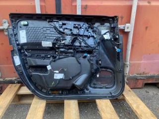 Обшивка двери GLB-class