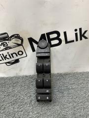 Запчасть блок стеклоподъемников передний левый Cadillac Escalade