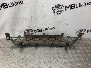 Запчасть кронштейн заднего бампера Audi Q7