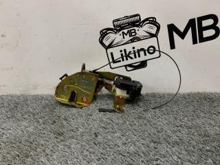 Запчасть замок стекла багажника VOLKSWAGEN TOUAREG