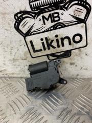 Фото запчасти сервопривод заслонок печки VOLKSWAGEN TOUAREG Б/У запчасть Запчасть сервопривод заслонок печки VOLKSWAGEN TOUAREG