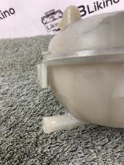 Расширительный бачок A3 8V