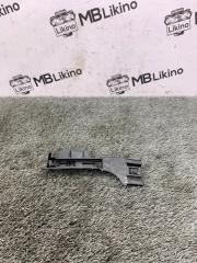 Запчасть кронштейн бампера задний левый Audi A5