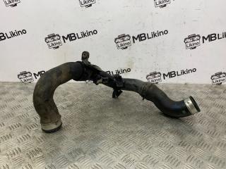 Запчасть патрубок интеркулера правый Volkswagen Passat