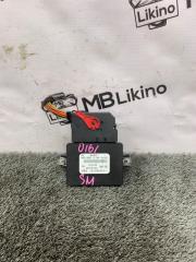 Запчасть блок управления стояночным тормозом Mercedes B-class
