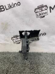 Запчасть форсунка омывателя фар правая Volvo XC60