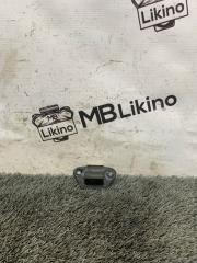 Запчасть кнопка открывания багажника Lexus ES