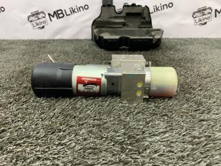 Насос крышки багажника GL X164