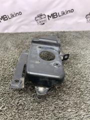 Кронштейн компрессора пневмоподвески ML GL W164 X164