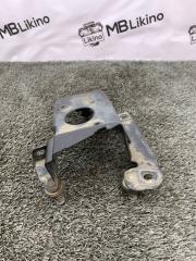 Кронштейн компрессора пневмоподвески ML GL W164 X164