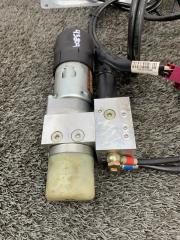 Насос крышки багажника GL X164