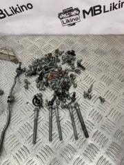 Комплект болтов ML GL W166 X166 642.826