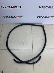 Уплотнительная резинка боковой двери передняя левая Honda Accord