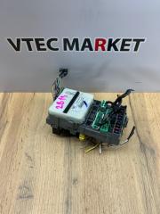 Блок предохранителей салонный правый Honda Odyssey 2001