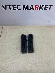 Клипсы бампера передние Honda Accord