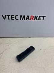 Клипса бампера правая Honda Accord