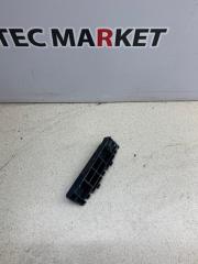 Клипса бампера правая Honda Accord