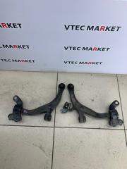 Рычаги нижней подвески передние Honda Stream