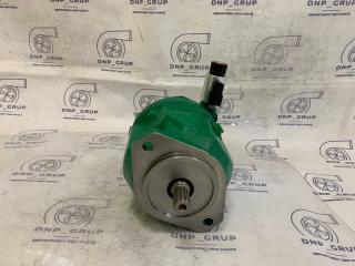 Гидравлический насос John Deere 810E F069895