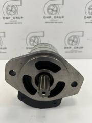 Гидромотор вентилятора HL770-7 : 31LB-40500