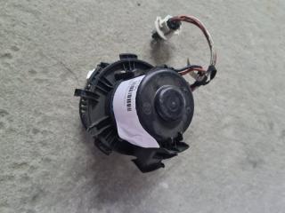 Фото запчасти моторчик печки Renault Master контрактная запчасть Запчасть моторчик печки Renault Master