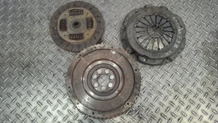 Комплект сцепления Mitsubishi Carisma