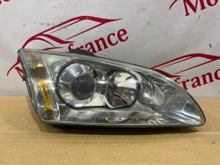 Фара ксеноновая правая Ford Focus 2004-2008
