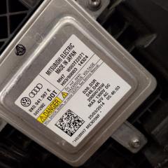 Фара ксеноновая левая Tiguan 2014 1