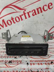 Запчасть магнитола Toyota Rav4 2000