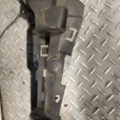 Усилитель бампера передний Focus 2010 2