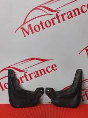 Запчасть брызговик передний Hyundai Getz