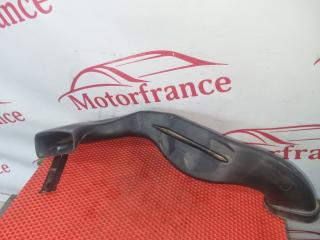 Запчасть воздухозаборник передний Opel Astra 2013