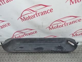 Фото запчасти накладка на порог салона задняя правая Volkswagen Multivan контрактная запчасть Запчасть накладка на порог салона задняя правая Volkswagen Multivan