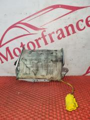 Фото запчасти подушка безопасности передняя правая Volkswagen Multivan контрактная запчасть Запчасть подушка безопасности передняя правая Volkswagen Multivan