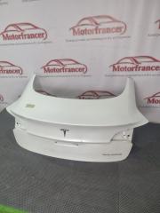 Запчасть крышка багажника Tesla Model 3 2022