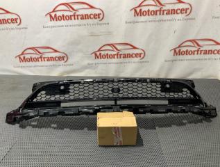 Решетка в бампер Mercedes-Benz S-Class Б/У Решетка в бампер Mercedes-Benz S-Class