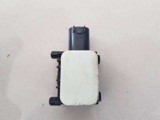 Запчасть датчик airbag Mercedes-Benz M-Class