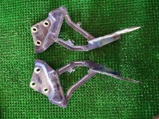 Петли капота левые Volkswagen Touareg 2006 контрактная Петли капота левые Volkswagen Touareg 2006